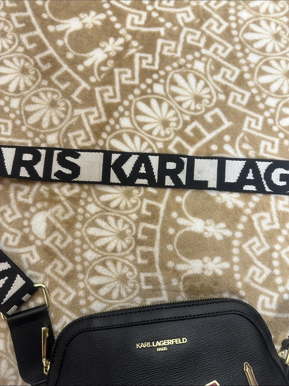 Karl Lagerfeld small structured